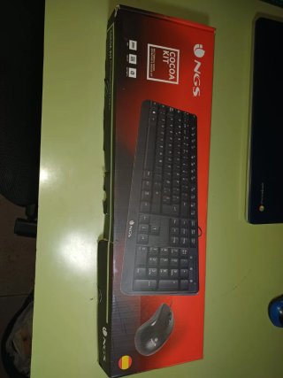 Teclado + ratón NGS nuevos + Hub USB + monitor Ben