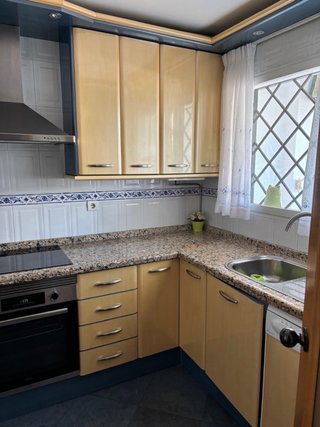 Muebles de cocina y encimera.