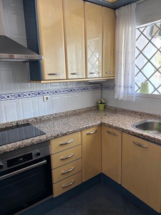 Muebles de cocina y encimera.