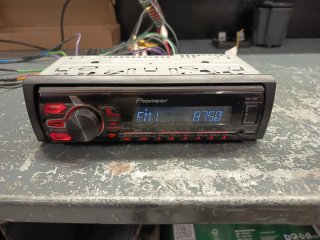 Radio Pioneer MVH-170UI