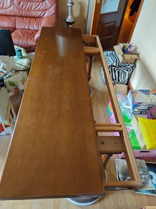 Mesa de salón extensible