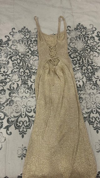 Vestido de punto dorado