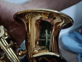 Saxofón Soprano Curvo Lade