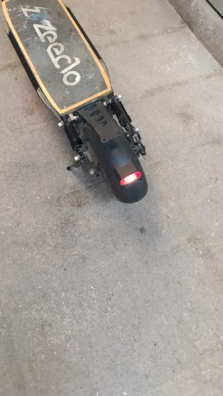 Patinete eléctrico Zeeclo