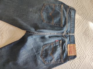 Vaqueros Levi's chico azul