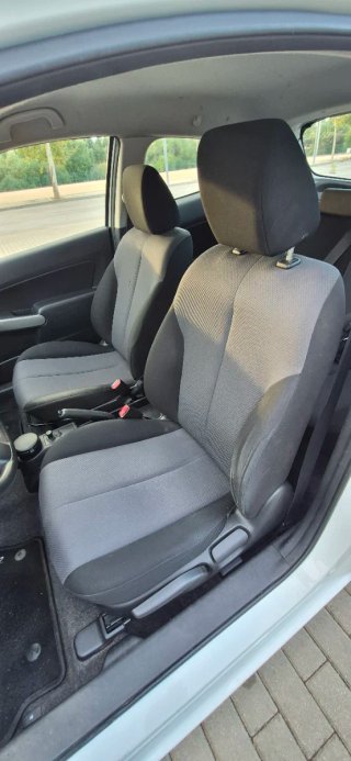 Mazda 2 2008