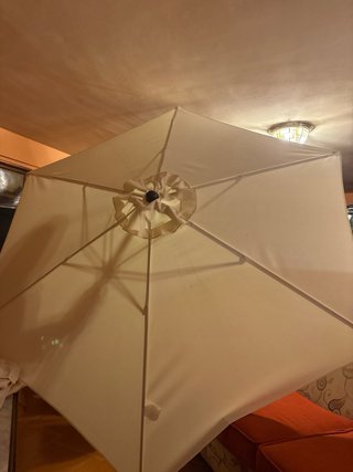 Sombrilla Blanca Grande