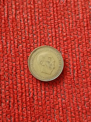 Moneda de 1 Peseta Franco 1966, estrella 67