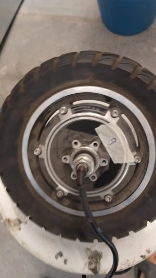 Rueda con Motor para Patinete Eléctrico