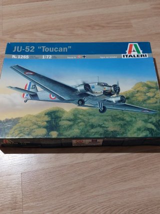 Maqueta Italeri JU-52 Toucan 1/72