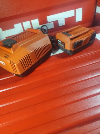 Cargador Hilti C4/36-350 y Batería B22 4.0