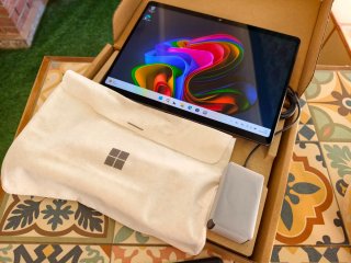 Microsoft Surface Pro 11 Ultra 5 236V 16Gb 1Tb ssd