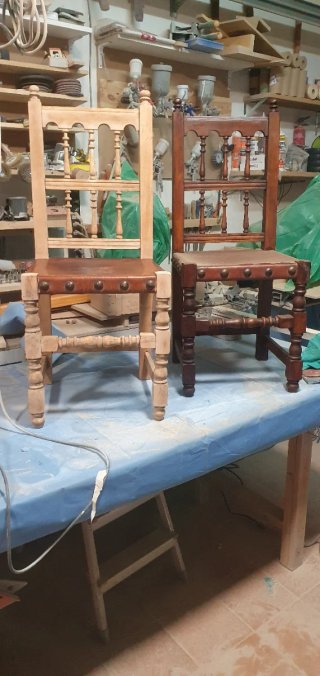 Juego 6 Sillas Castaño Macizo y Cuero