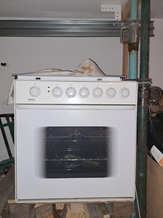 Horno y vitrocerámica Zanussi nuevo sin usar