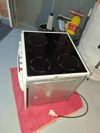 Horno y vitrocerámica Zanussi nuevo sin usar