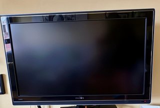 Television de 42 pulgadas Philips ambilight.
