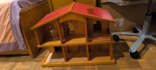 Casita de Muñecas de Madera. 60 X 45 X 30cm
