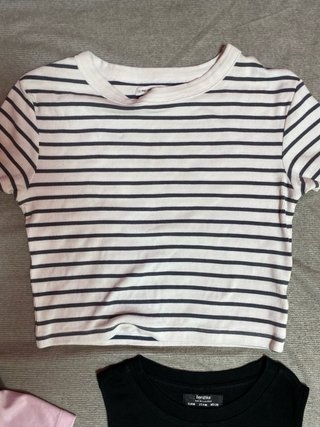 Pack 5 Camisetas y Body Talla S Individual a 5€