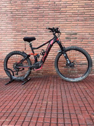 Bicicleta Eléctrica de Montaña KTM