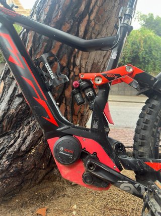 Bicicleta Eléctrica de Montaña KTM