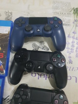 Lote juegos y mandos ps4