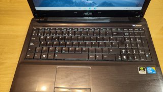 Portátil Asus i3 con Windows 11 Pro