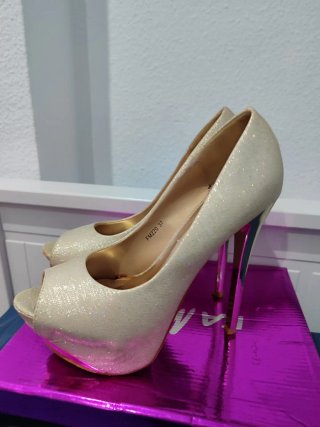 Zapatos de tacón altos talla 37 con plataforma