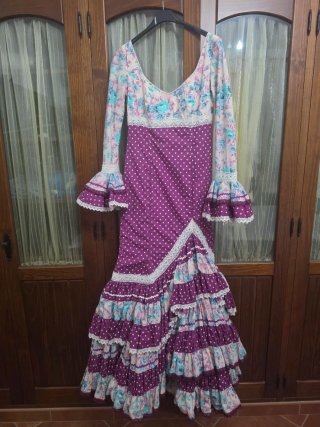 Vestido de flamenca Aires de Sevilla