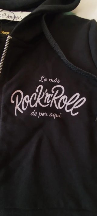 Vestido Sudadera Negra con Capucha dark sheeps