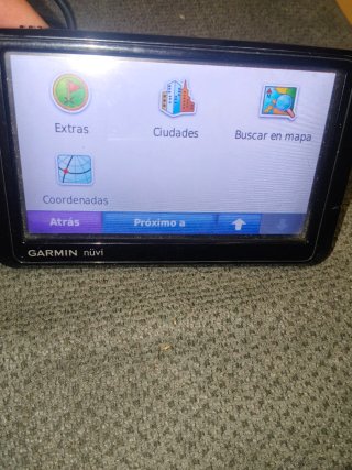 Navegador GPS Garmin nüvi + Tarjeta 4GB