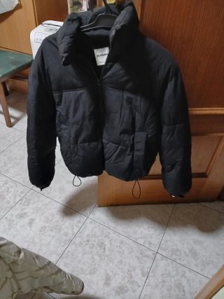 Abrigo Acolchado Negro Bershka