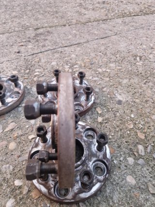 Set de 4 Separadores de Rueda para Lexus IS300h