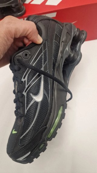 Zapatillas Nike Shox Ride 2 Negras y Verdes