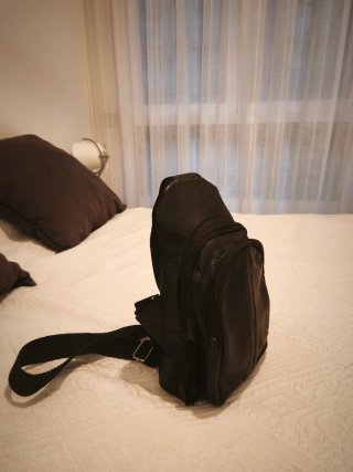 Mochila Bandolera Negra