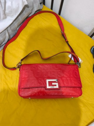 Bolso Guess Rojo