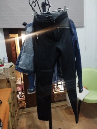 Conjunto 3 piezas Talla S pantalón nuevo de Zara