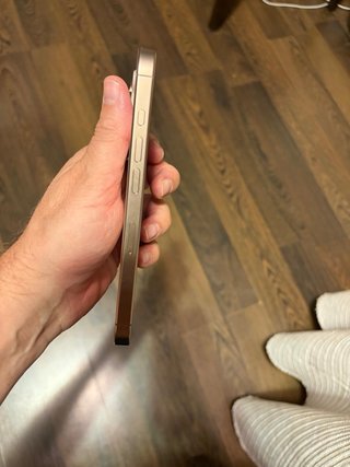 iPhone 16 Pro - Dorado - 128 GB
