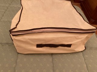4€ por 2 organizadores de ropa y bolsos