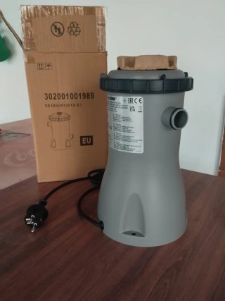 Depuradora piscina Intex sin estrenar