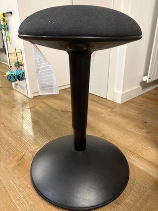 Taburete ergonómico IKEA NILSERIK negro