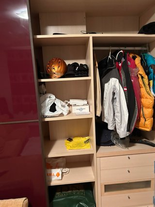 Armario de Diseño con Puertas de Cristal