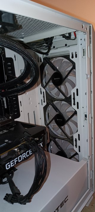 PC Gaming Ryzen 5 5600X RTX 3060 16GB SSD 1TB