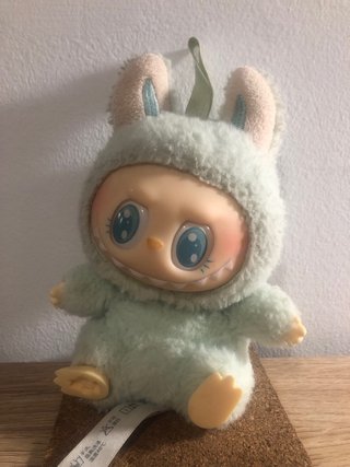 Muñeco Labubu de Peluche