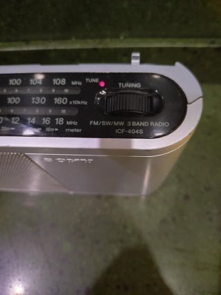 Radio Sony ICF-404S 3 bandas FM/MW/SW