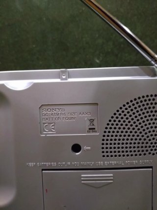Radio Sony ICF-404S 3 bandas FM/MW/SW
