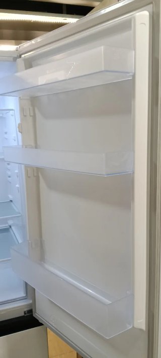 NEVERA COMBI HISENSE NO FROST ENERGÍA A+