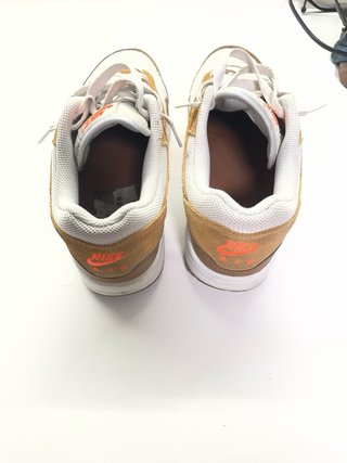 Nike Air Max 1 Talla 42 Beige/Marrón