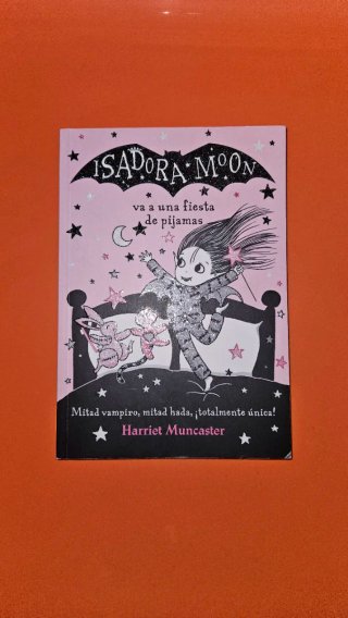 Lote de libros de Isadora Moon.