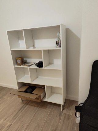 Estantería Blanca Asimétrica
