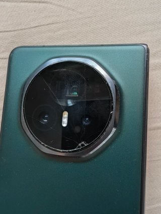 HONOR MAGIC V3